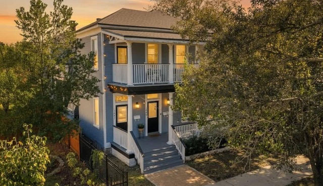 Entire Duplex for Groups | Two Private Apartments