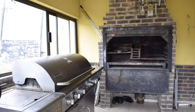 Entire Private Boutique Guesthouse Near Sandton - Fast WiFi - Secure Parking
