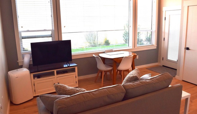 Entire self-contained suite close to ski hill and hiking trails.