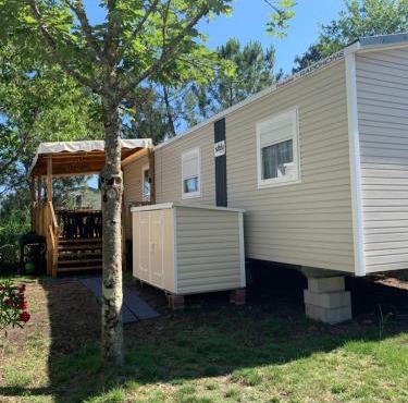 Envie d un break de paysages sauvages et de nature ce mobile home neuf tout confort climatise idealement situe au bord de l eau dans un camping 4 etoiles vous attend pour un week end quelques jours ou des vacances en famille