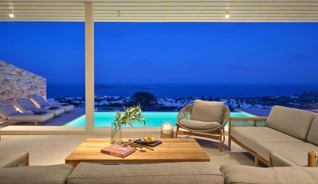 Eos Villa