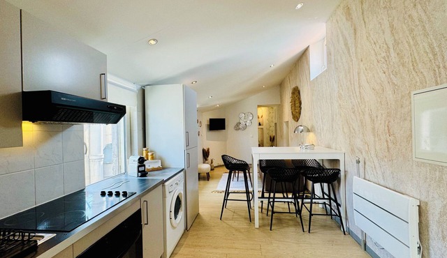 Erasmus Suite