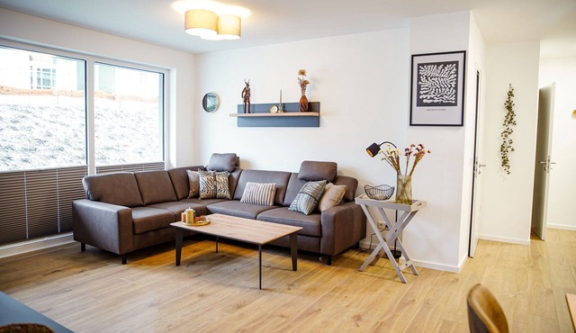 Erdgeschosswohnung mit Großzügiger Terrasse in Bestlage