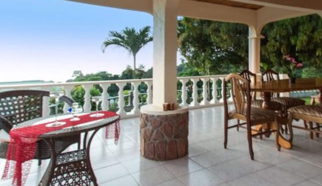 Erdgeschosswohnung mit Grill in Mare Anglaise by Interhome