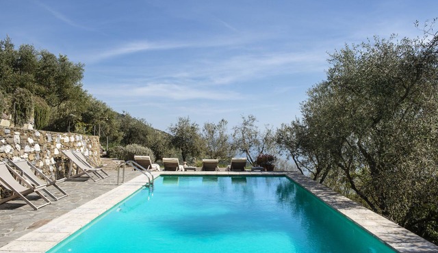 Eremo della Maddalena in Cinque Terre , private pool