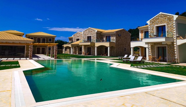Erikousa Palace Double Suite 2