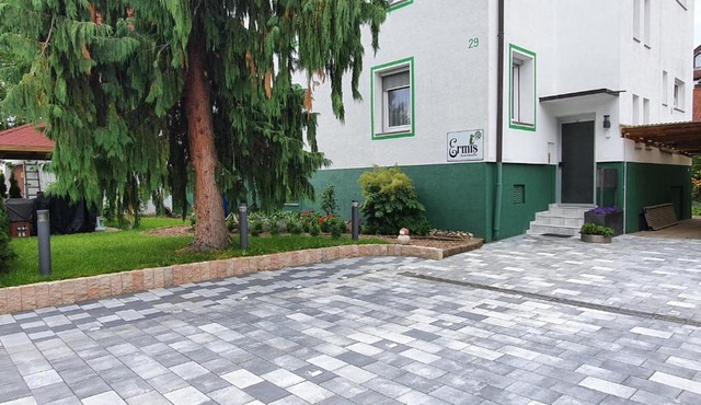 Ermis Apartments