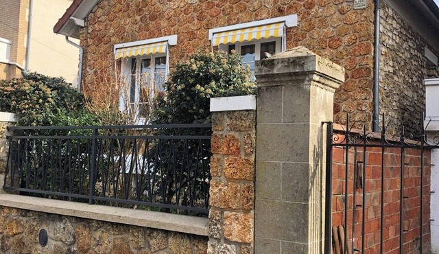 Ermont architect-designed house 20 minutes from Paris