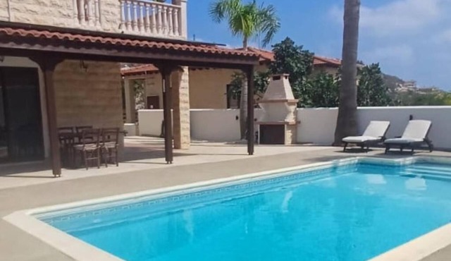 Eros Villa Pissouri - Private Pool & Family Friendly