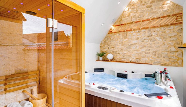 Escapade au Cocon des Plaisirs Secrets Spa & Sauna