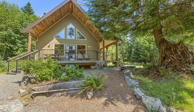 Escape the Tech-connected at Relaxing Elk Meadows