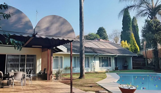 Escape to a Spacious 4-Bedroom House in Pretoria, Sleeps 8
