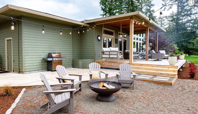 Escape to rolling fields and singing birds - Charming 3 bedroom house!