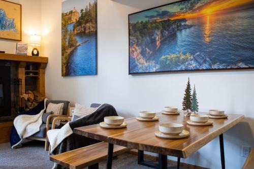 Escape to “Shared Summit” on Minnesota’s North Shore