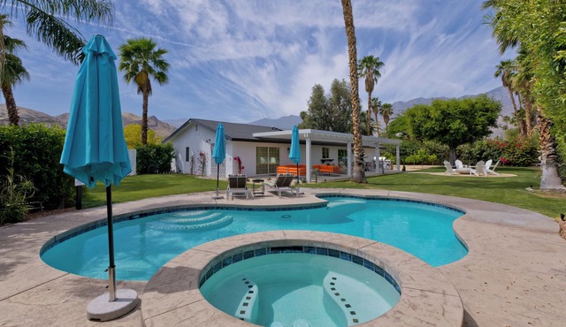 Escoba Ranch, Large yard Pool, jacuzzi and Citrus trees! License #064010
