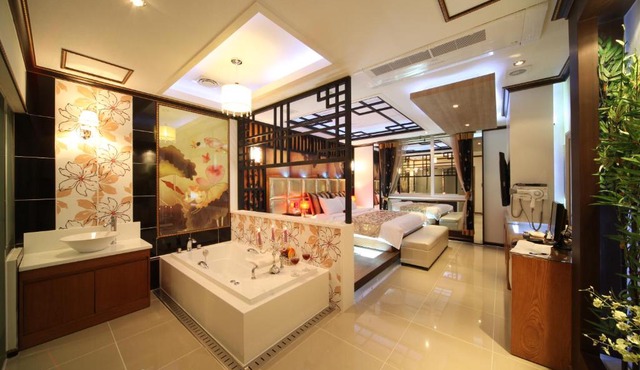 Esia hotel