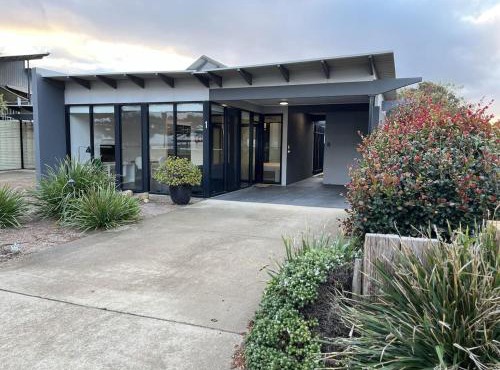 Esperance Waterfront Apartment