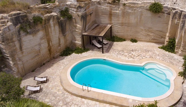 Esperanto Suite&Pool