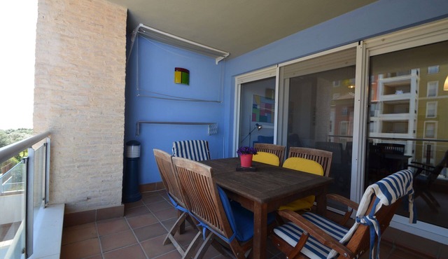 ESPIGÓN LEVANTE 14 - Two Bedroom Apartment, Sleeps 5