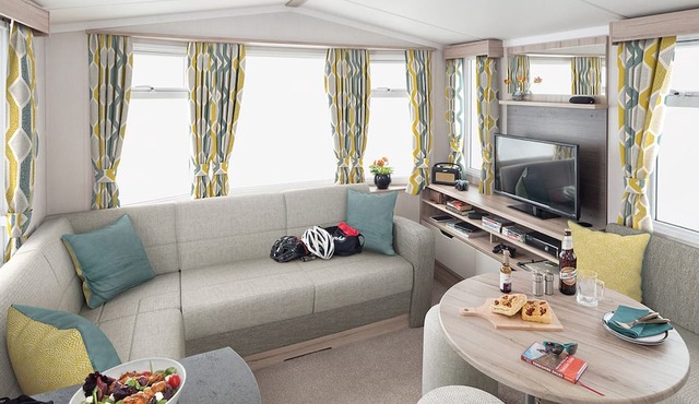 Essential Clover Caravan (Sleeps 4)*