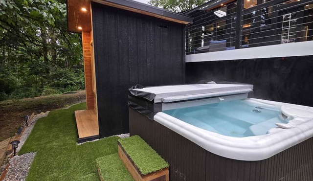 Estela's Home with Sauna+Cold Plunge+Hot Tub