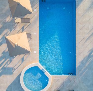 EsthiSea Suites Kalamata