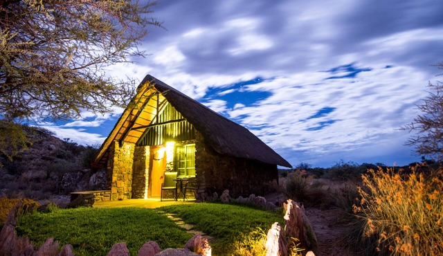 Etusis Lodge