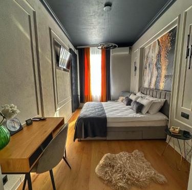 Euphoria Apartments