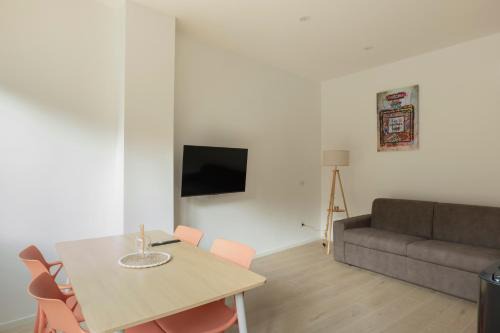 EUR Suites