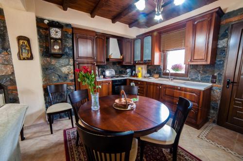 Eva Guesthouse