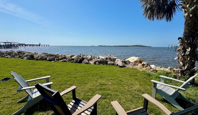 Eva Maes Waterfront Cottage Cedar Key Amazing View
