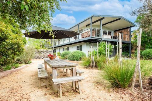 Evans Beach Retreat