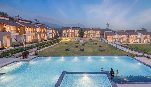 Evara Spa & Resort