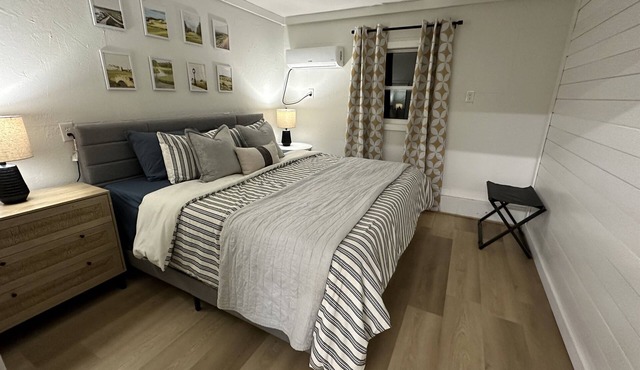 Events welcome! Three homes for Large Groups!