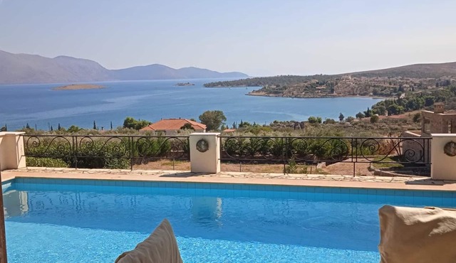 Everchanging View Villa