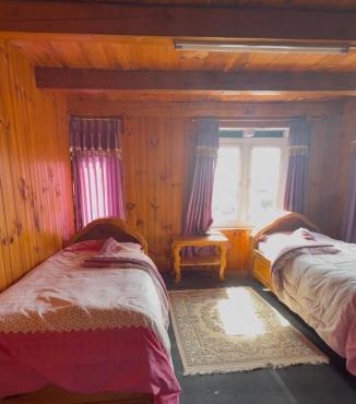 Everest hotel