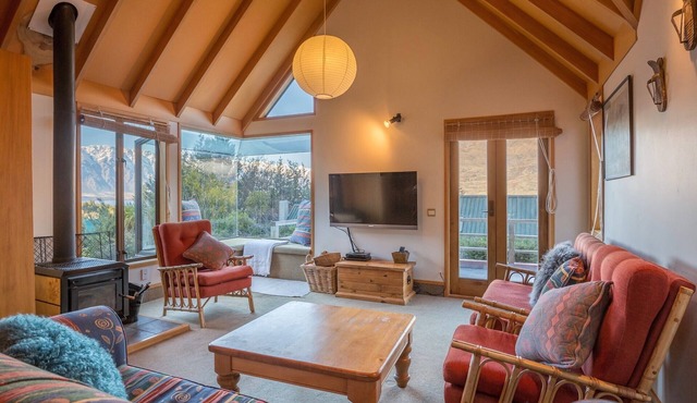Evergreen Haven - Queenstown Holiday Home