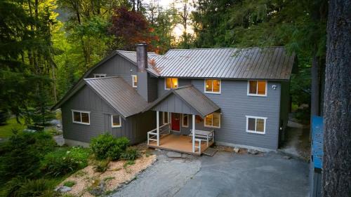 Evergreen Lodge
