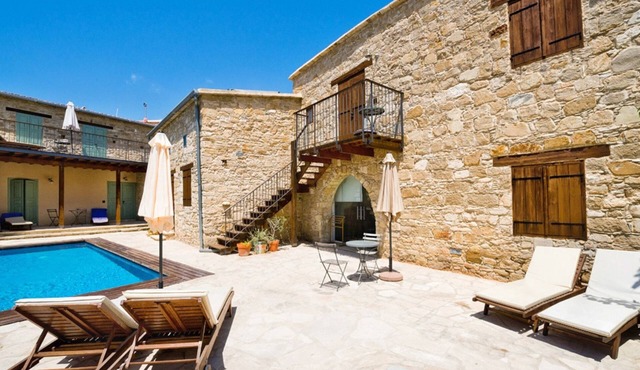 Evkarpos Country House