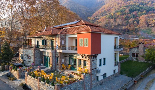 Evzin Hotel
