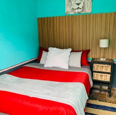 Ewakanda Backpackers
