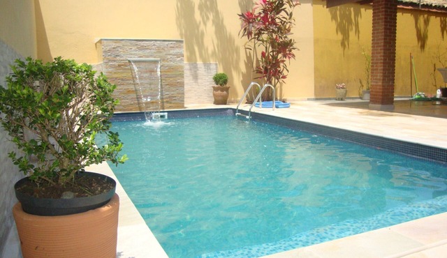 Excellent house with 2 suites and 1 bedroom, swimming pool, barbecue and prox. from the sea