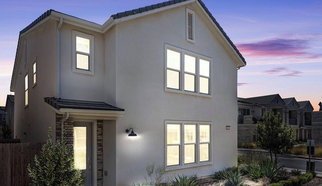 Excellent New Brambles 4bd3ba w/Pool @Copper River