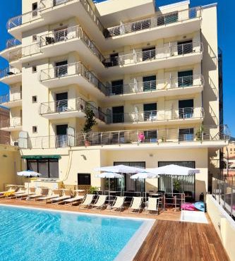Excelsior Hotel E Appartamenti