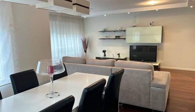 Excepcional Chalet en Perbes