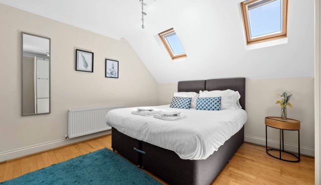 Exceptional 2 Bedroom 2 bathroom apartment with Netflix