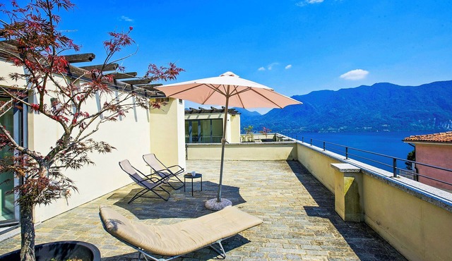 Exceptional 3 bedroom apartment with roof terrace in the former spa baths of Ghiffa