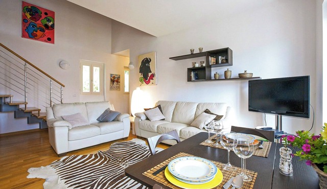 Exceptional 3 bedroom gallery apartment in the former spas of Ghiffa