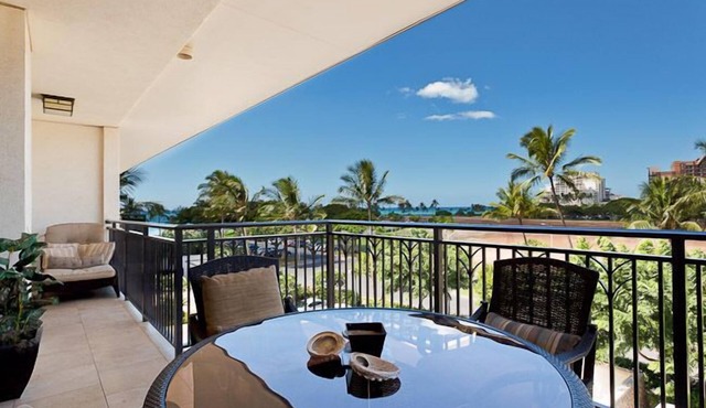 Exceptional 5-stars Beach Villas at Ko Olina - 3 Bedrooms & 3 Full Bathrooms