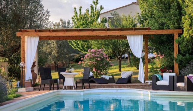 Exceptional country estate on 3 acres, pool, olive grove, privacy